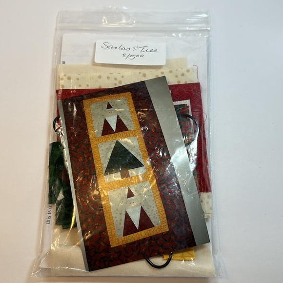 Santa and Tree Wall Hanging Kit - Picture 5 of 5